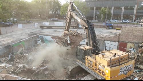 Backhoe at Extra Foods 1