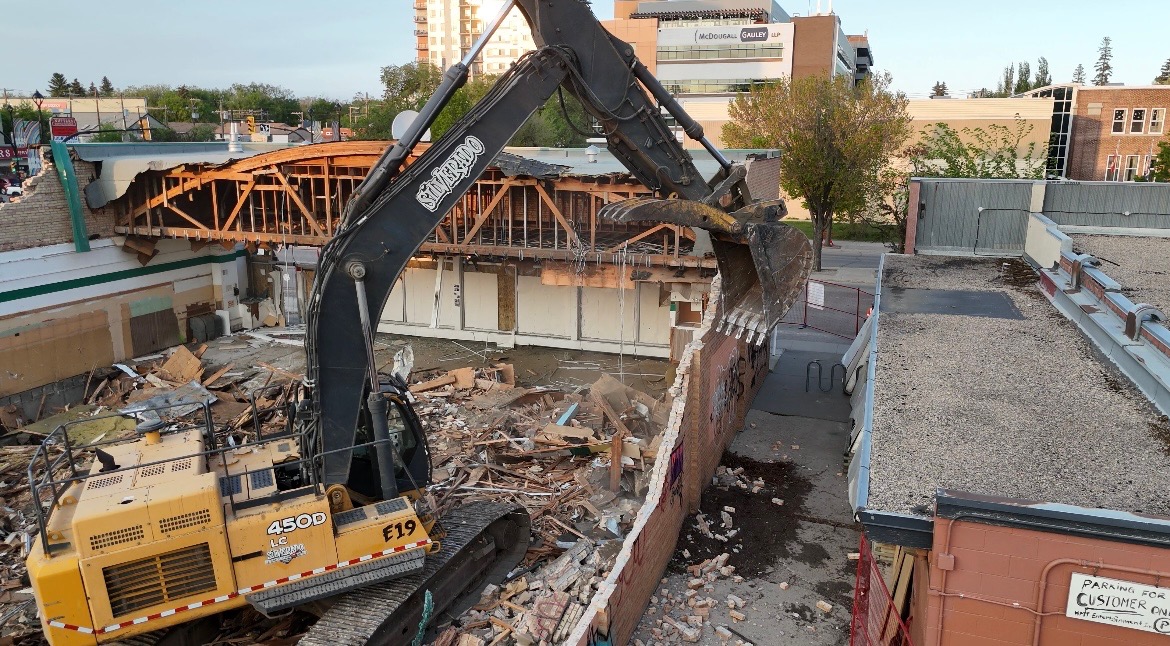 Extra Foods Saskatoon Demolition May 2025